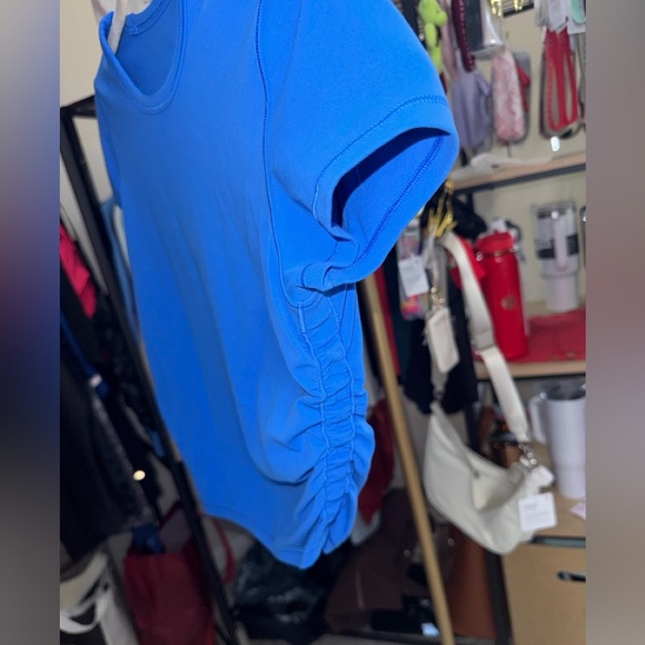 12. RARE Lululemon All It Takes Nulu Short-Sleeve T-Shirt in Pipe Dream Blue - Picture 2 of 5